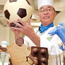 The club chef Arsène Wenger brought over from Japan did not last long